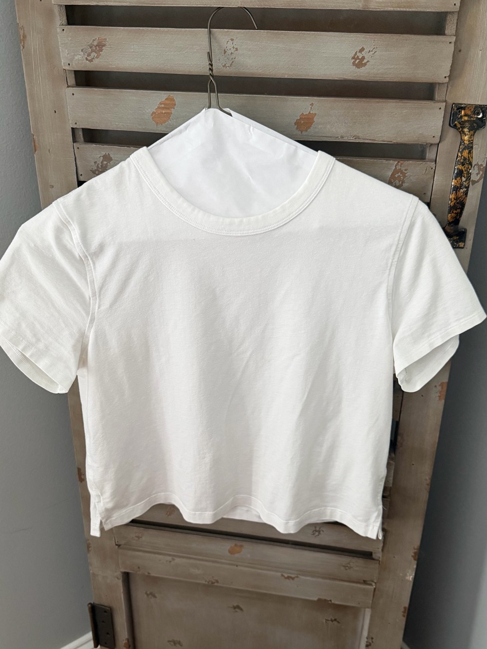 lululemon athletica White Short Sleeve Crew Tee